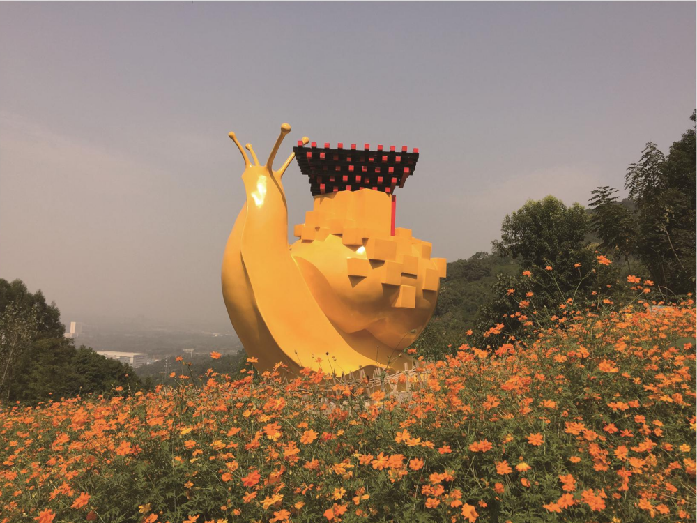 重慶歌樂山慢城蝸牛玻璃鋼雕塑