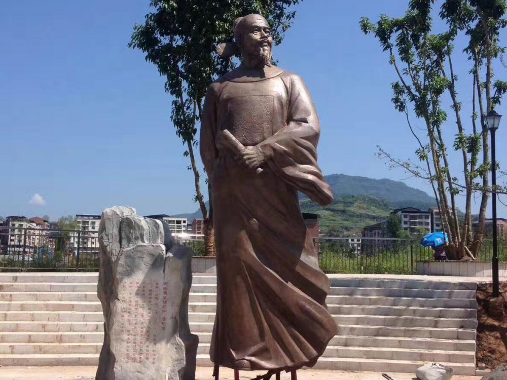 四川瀘州鍛造人物雕塑