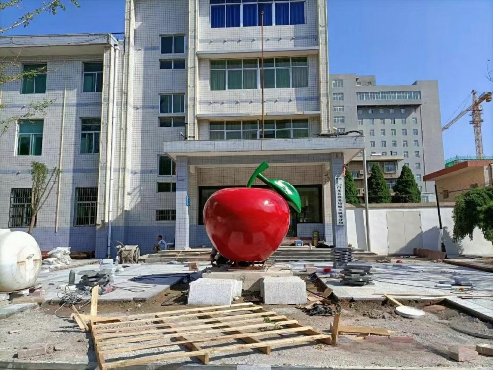 云南昭通玻璃鋼蘋果雕塑