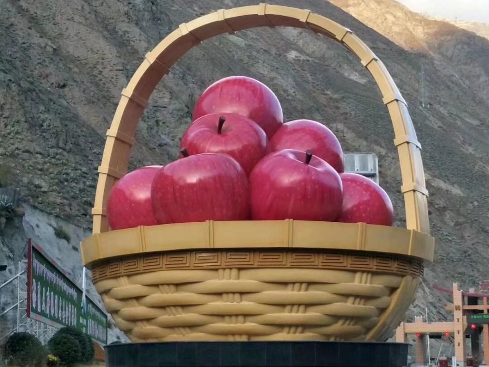 四川阿壩理縣不銹鋼雕塑