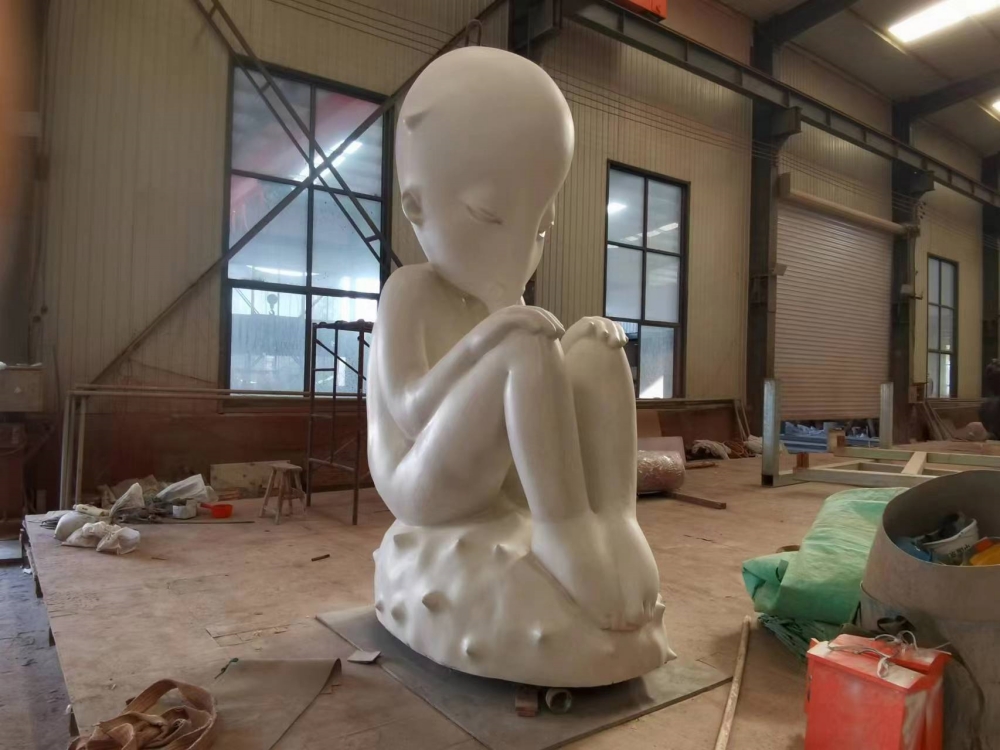 重慶大足GRC抽象人物雕塑